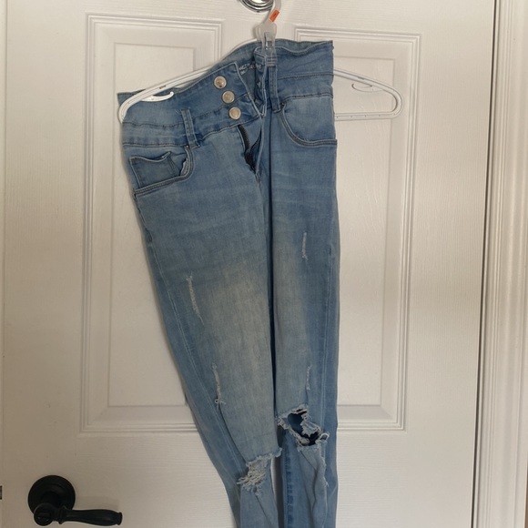 Garage Ultra High Waist Better Booty Jeans - Picture 2 of 5